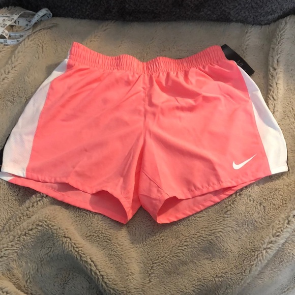 NWT Girls Size XL Nike Running Shorts - Picture 1 of 7